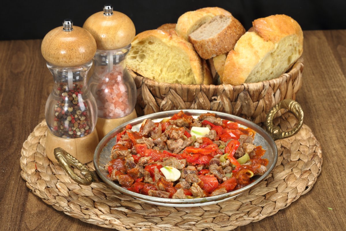 Et Sac Kavurma+Pilav+Mevsim Salata