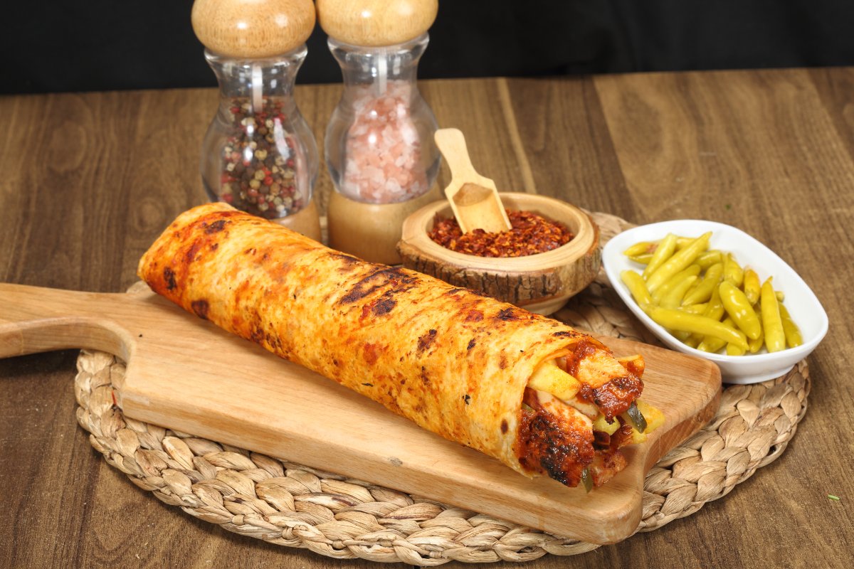 Hatay Usulü Tavuk Döner Dürüm