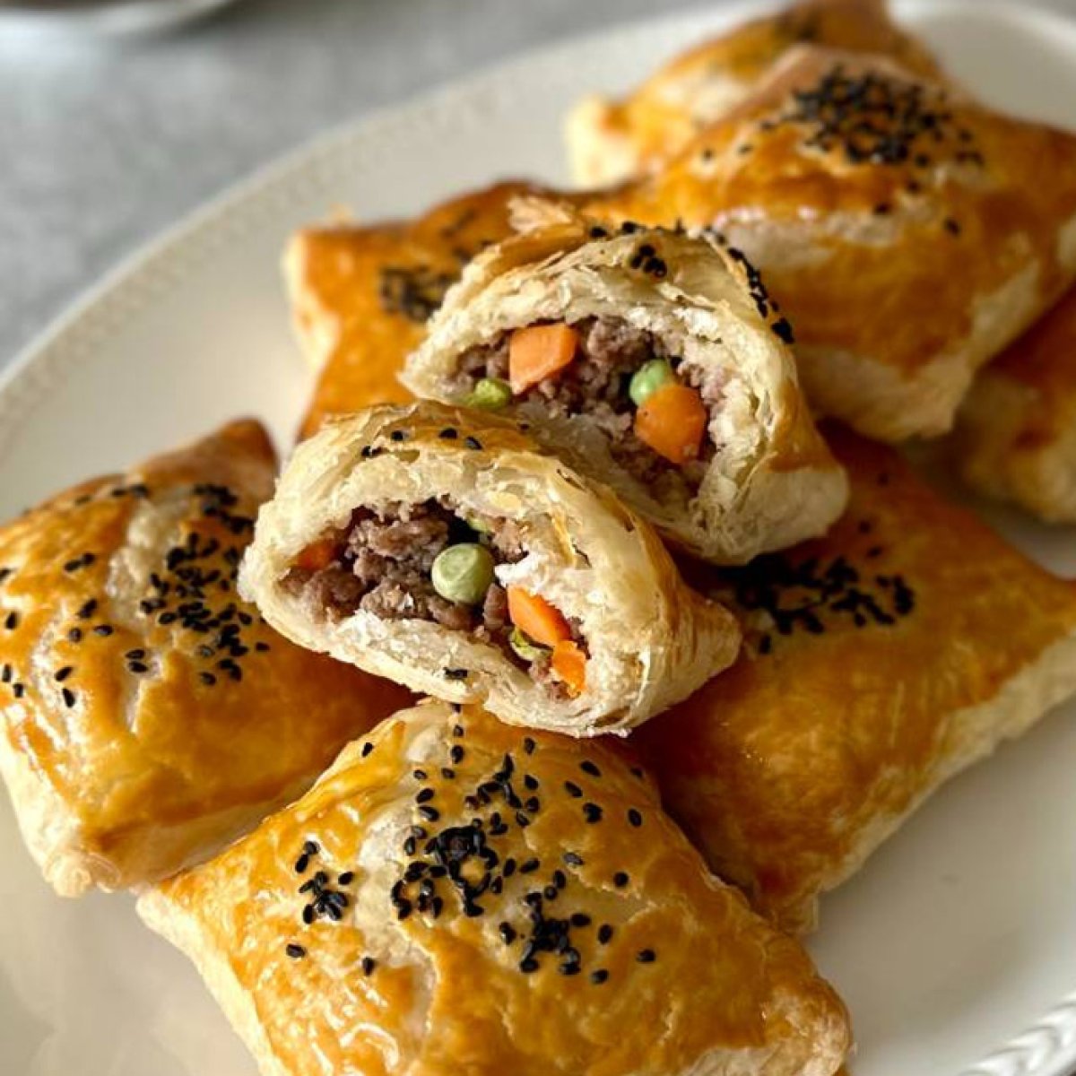 Kıymalı Talaş Böreği